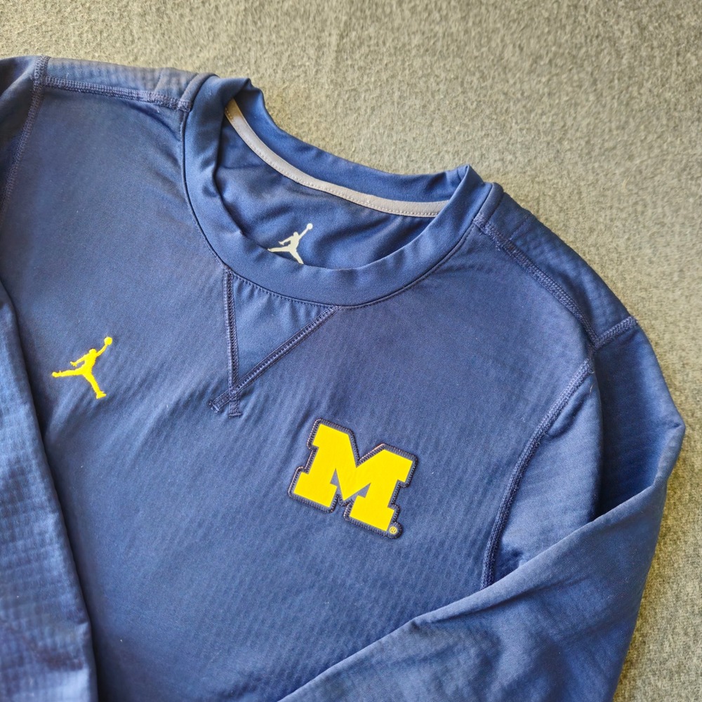 University of Michigan Wolverines Jordan Shirt Light Sweater Men Size Small Navy